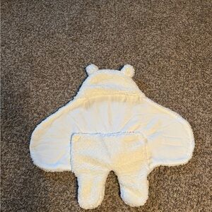 Cozy White Baby Blanket with Bear Ears